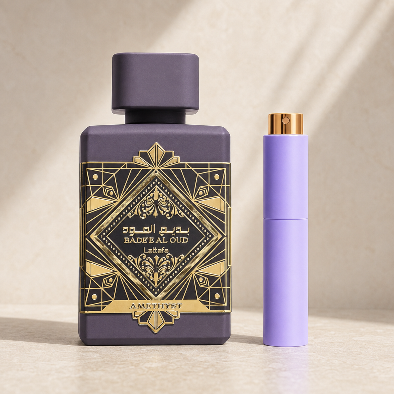 Lattafa Bade'e Al Oud Amethyst originalflaske med mat lavendel atomizer