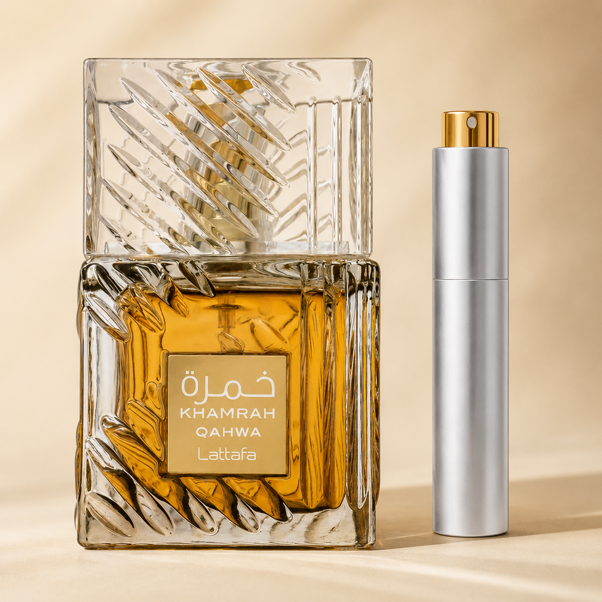 Lattafa Khamrah Qahwa med Sølv Premium Twist Atomizer